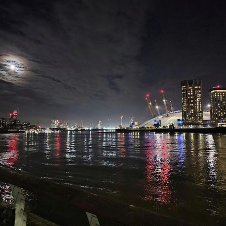 Luxury Apartment In Canary Wharf Λονδίνο Εξωτερικό φωτογραφία